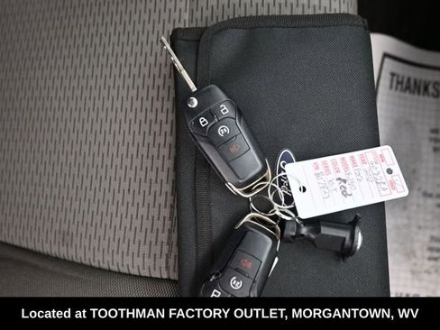 Used 2017 Ford F150 XLT w/ Equipment Group 302A Luxury image 9