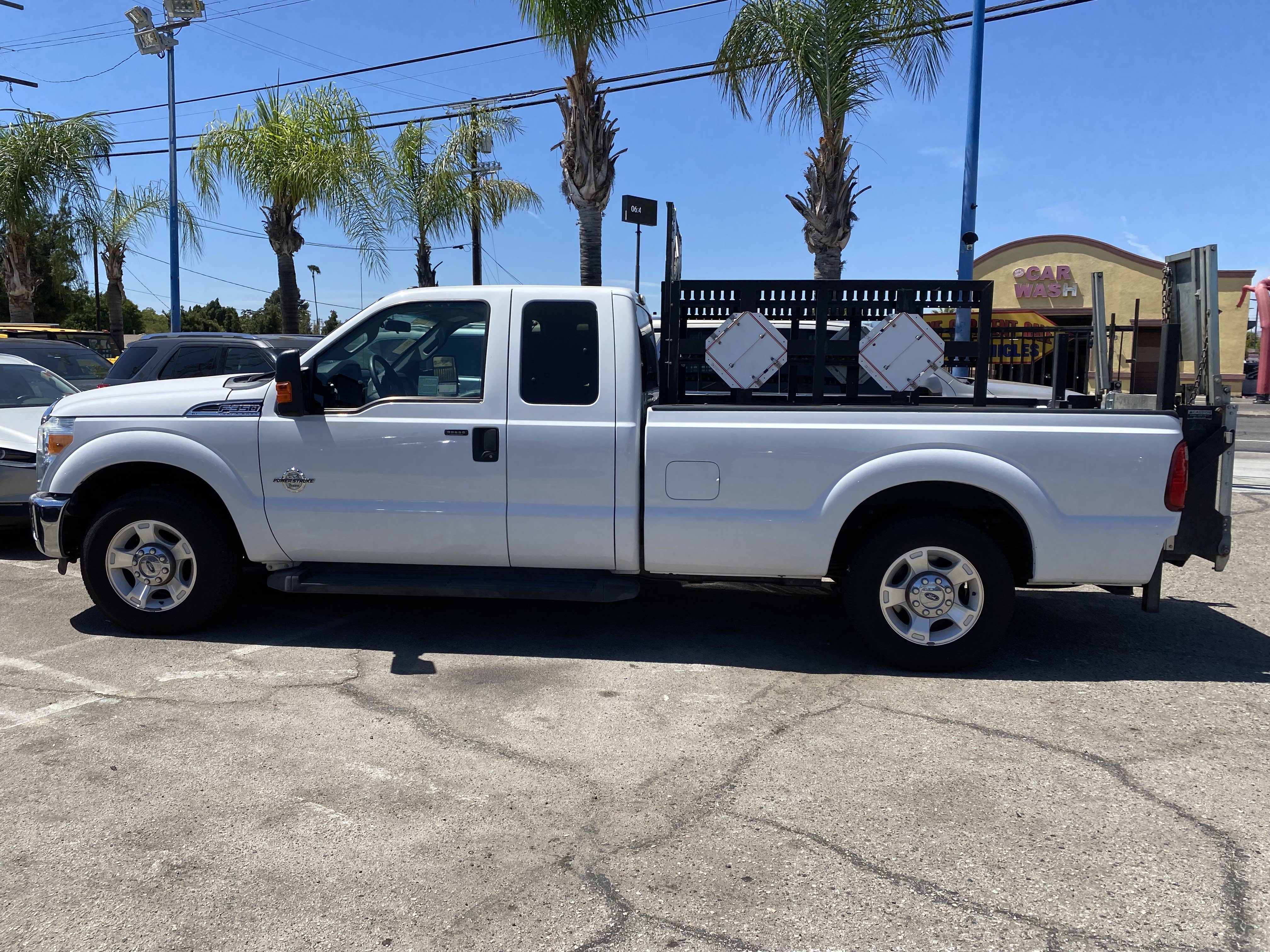 Used 2016 Ford F350 XLT w/ XLT Interior Package RWD image 8