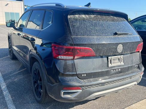 Used 2022 Volkswagen Taos SE AWD/4WD image 2