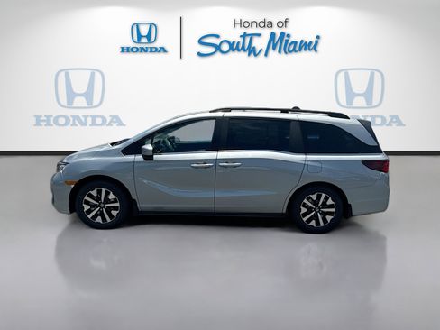 New 2026 Honda Odyssey EX-L image 4