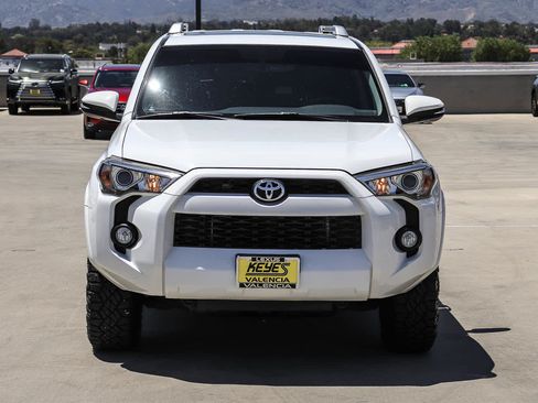 Used 2018 Toyota 4Runner SR5 Premium RWD image 6