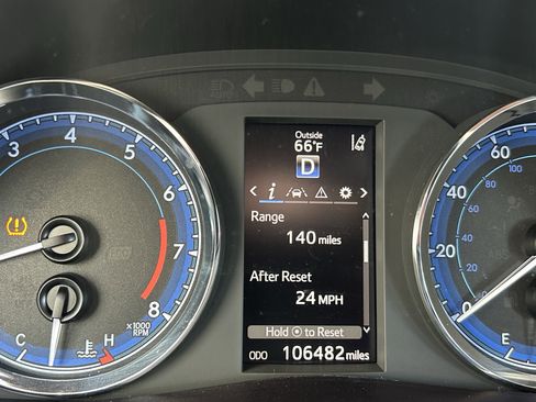 Used 2017 Toyota Corolla SE FWD image 26