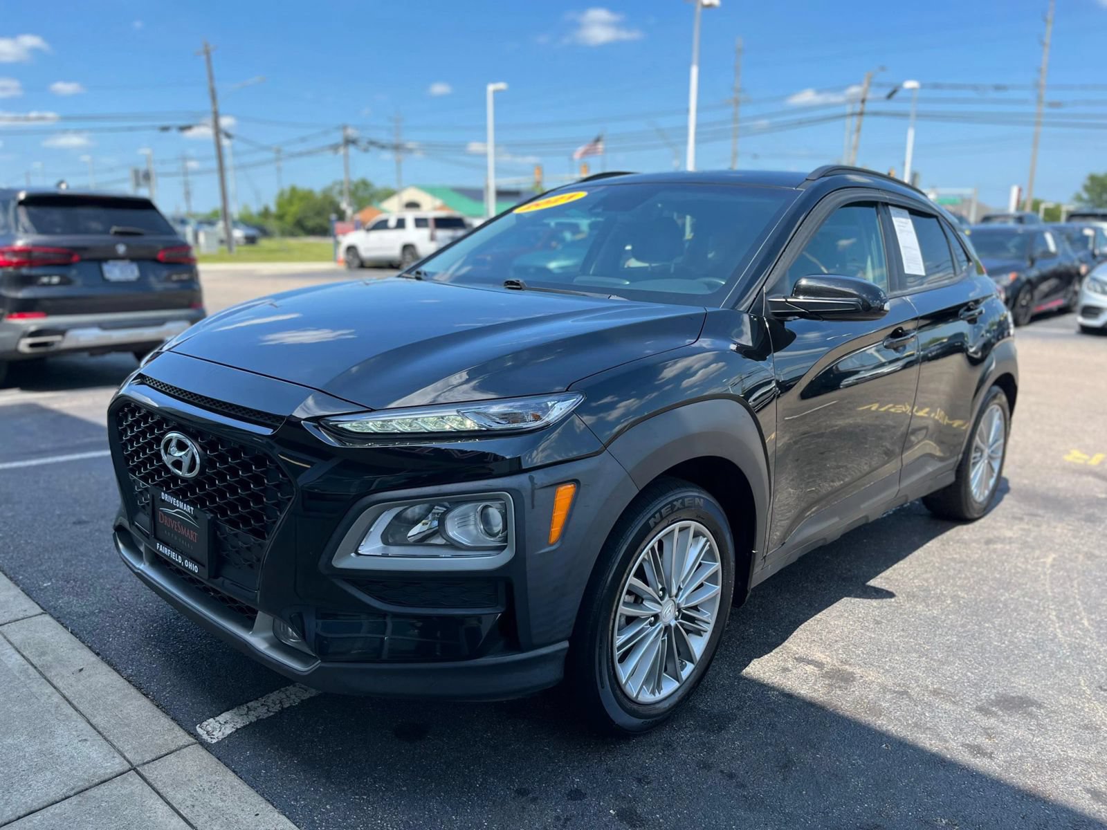 Used 2021 Hyundai Kona SEL Plus w/ Cargo Package FWD image 2