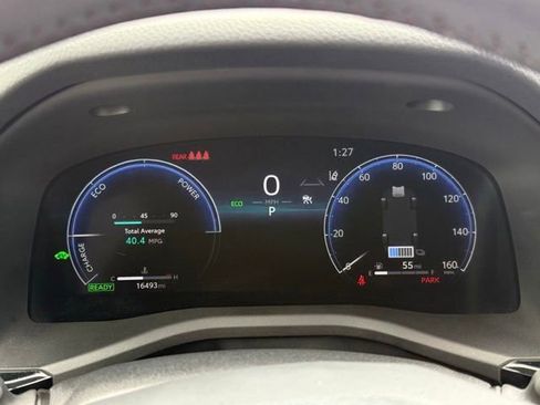 Used 2025 Toyota Camry XLE FWD image 24