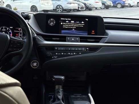 Used 2019 Lexus ES 350 image 29