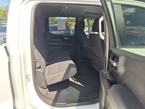 Used 2023 Chevrolet Silverado 1500 Custom AWD/4WD image 12
