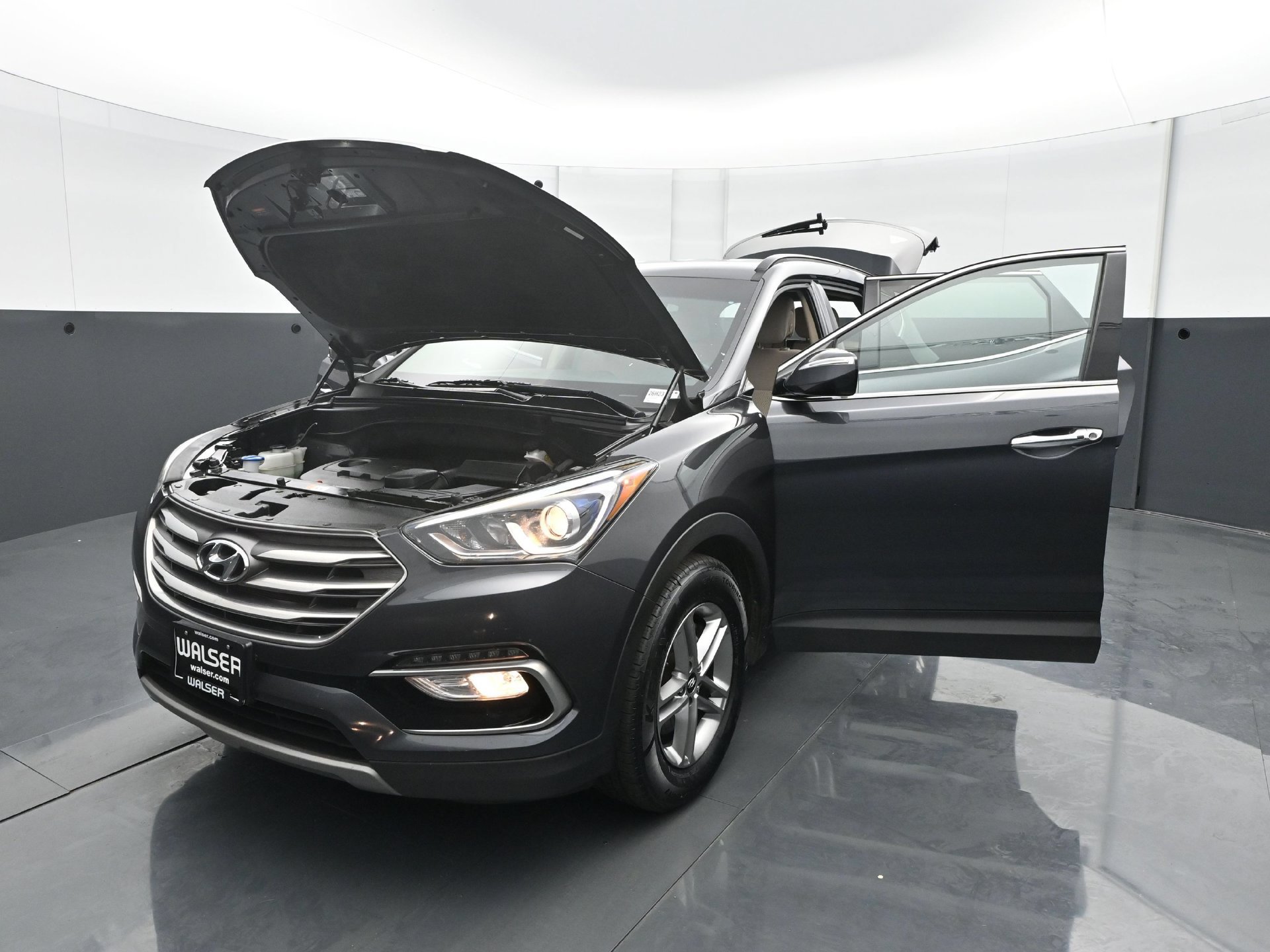 Used 2018 Hyundai Santa Fe Sport w/ 2.4L Value Package 02 FWD image 29