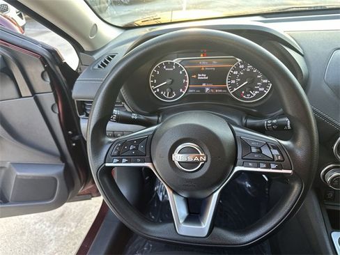 Used 2024 Nissan Sentra SV image 11