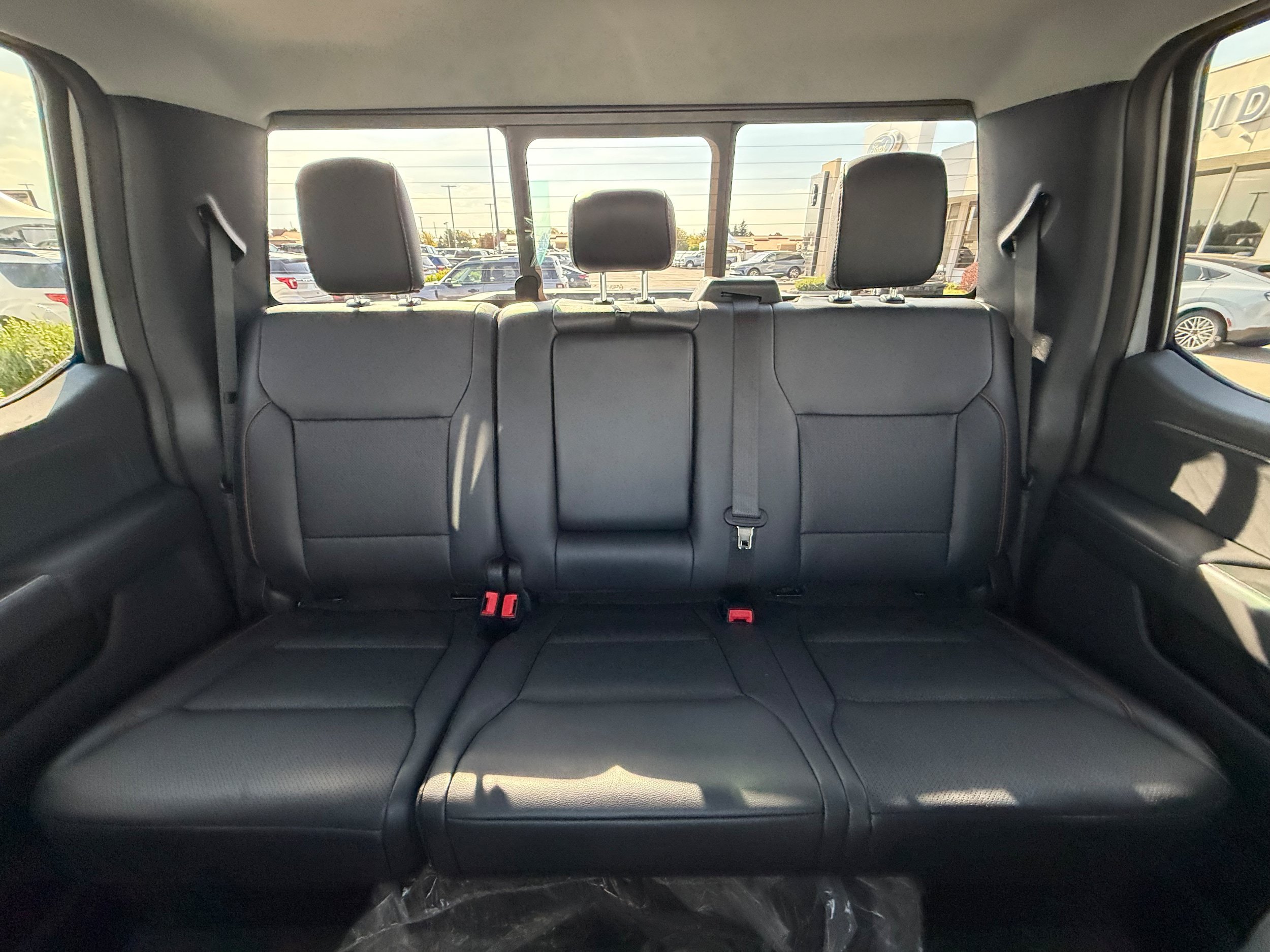 New 2026 Ford F350 Lariat w/ Tremor Off-Road Package AWD/4WD image 34