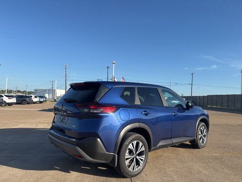 Certified 2023 Nissan Rogue SV FWD image 22