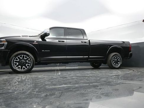 New 2026 RAM 2500 Limited AWD/4WD image 42