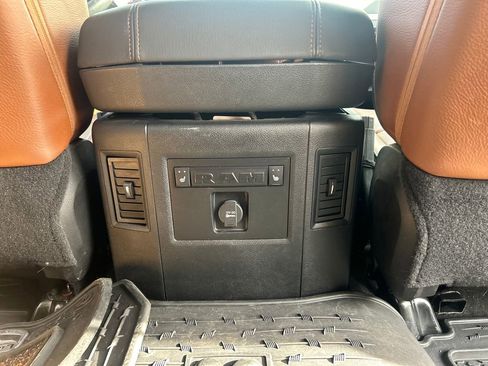 Used 2015 RAM 1500 Laramie Longhorn w/ Convenience Group image 26