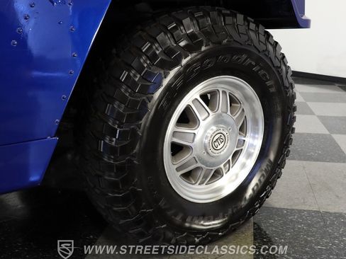 Used 2003 HUMMER H1 2-Door Hard Top image 30