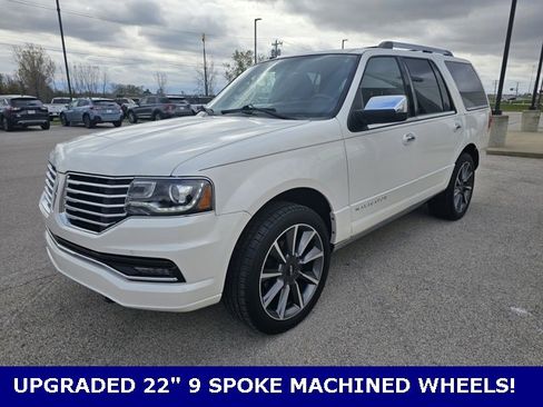 Used 2017 Lincoln Navigator Reserve image 5