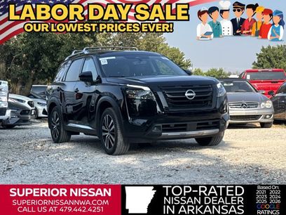 Certified 2025 Nissan Pathfinder Platinum w/ Black Appearance Package