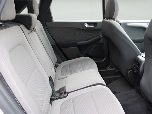 Used 2020 Ford Escape SE image 22