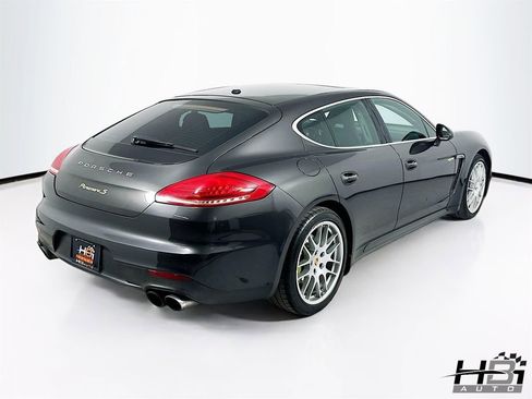 Used 2015 Porsche Panamera S w/ Premium Package Plus image 6