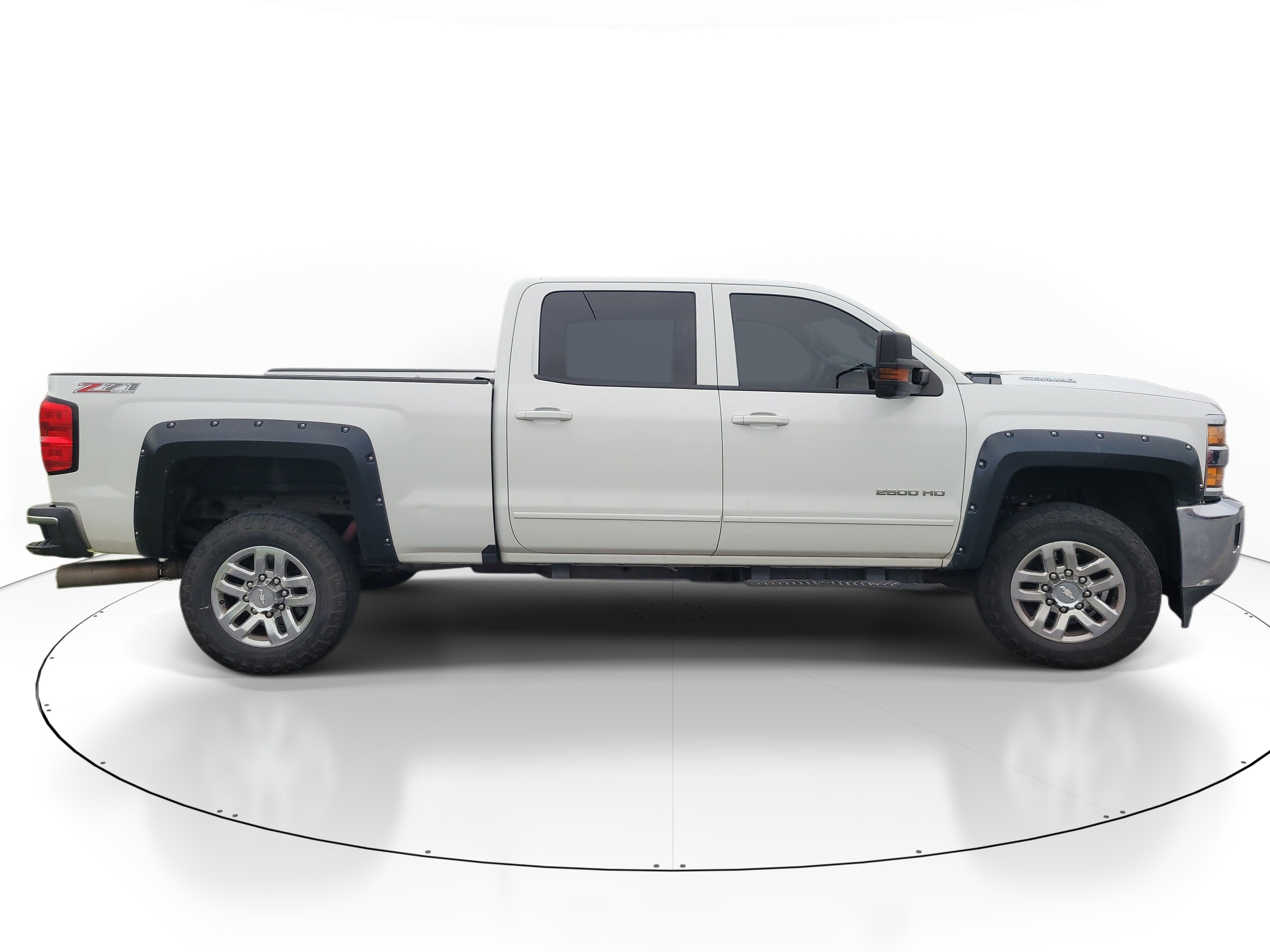 Used 2017 Chevrolet Silverado 2500 LT w/ LT Fleet Convenience Package AWD/4WD image 2