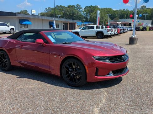 Used 2023 Chevrolet Camaro LT w/ RS Package image 7