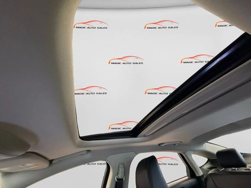 Used 2020 Ford Fusion SEL FWD image 35