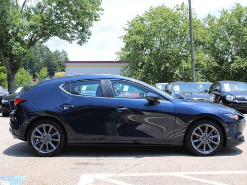 Used 2023 MAZDA MAZDA3 s FWD image 5