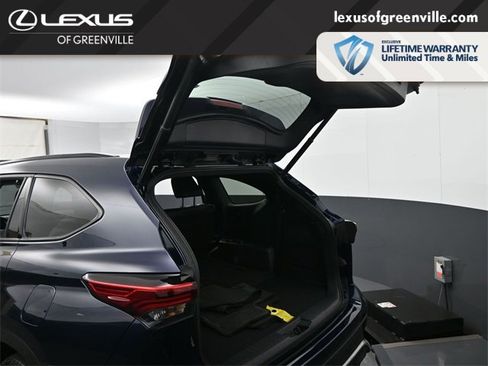 Used 2022 Toyota Highlander XSE image 30