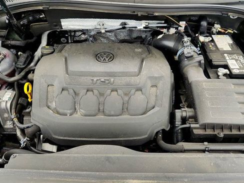 Used 2024 Volkswagen Tiguan SE R-Line AWD/4WD image 27