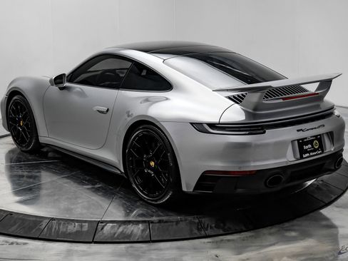 Used 2024 Porsche 911 Carrera GTS image 12