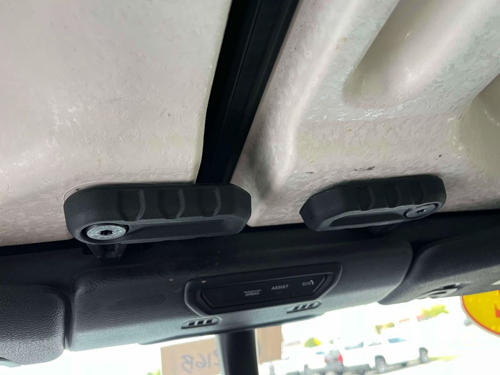 Used 2022 Jeep Gladiator Sport AWD/4WD image 32