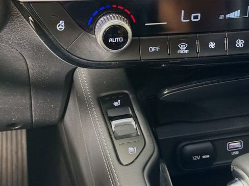 Used 2024 Kia Telluride EX X-Line AWD/4WD image 25