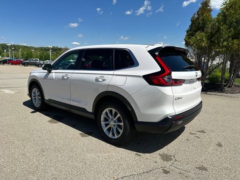 Certified 2025 Honda CR-V EX image 5