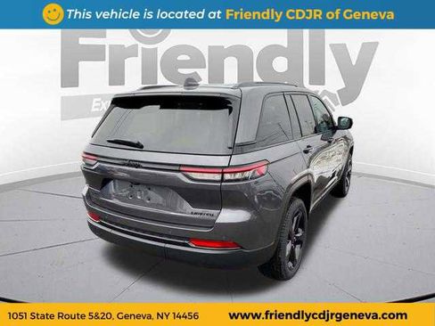 New 2025 Jeep Grand Cherokee Limited w/ Black Appearance Package image 5