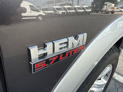 Used 2015 RAM 1500 Laramie AWD/4WD image 29