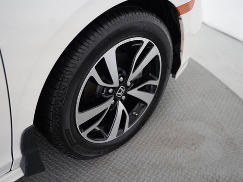 Used 2018 Honda Odyssey Elite image 61