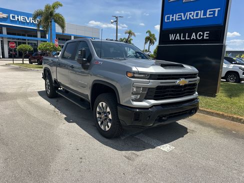 New 2026 Chevrolet Silverado 2500 Custom w/ Custom Value Package AWD/4WD image 4