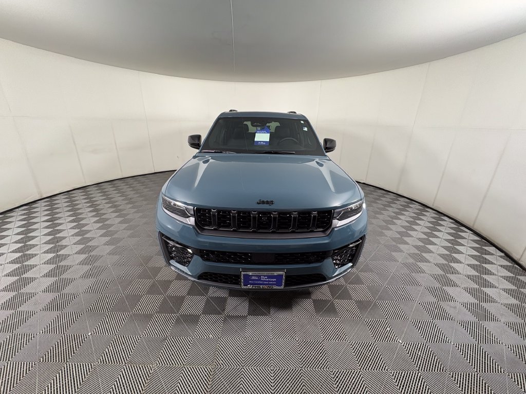 Used 2026 Jeep Grand Cherokee Limited AWD/4WD image 8
