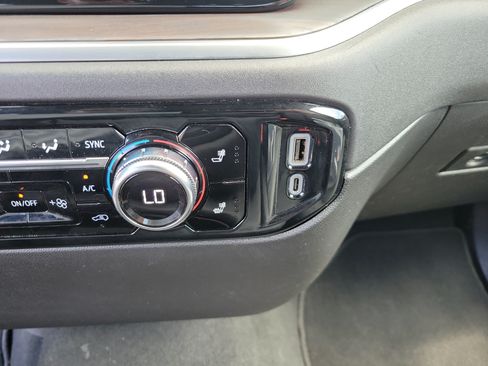 Used 2026 GMC Sierra 1500 SLT RWD image 15