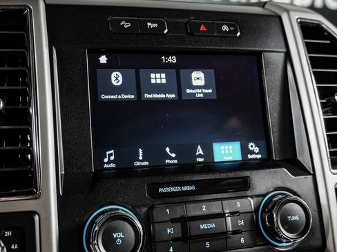 Used 2018 Ford F150 Lariat AWD/4WD image 27