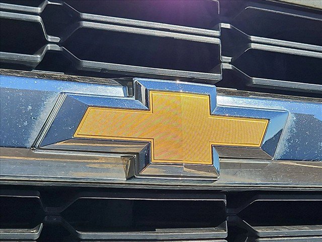 Used 2017 Chevrolet Silverado 1500 LT w/ LT Convenience Package AWD/4WD image 30