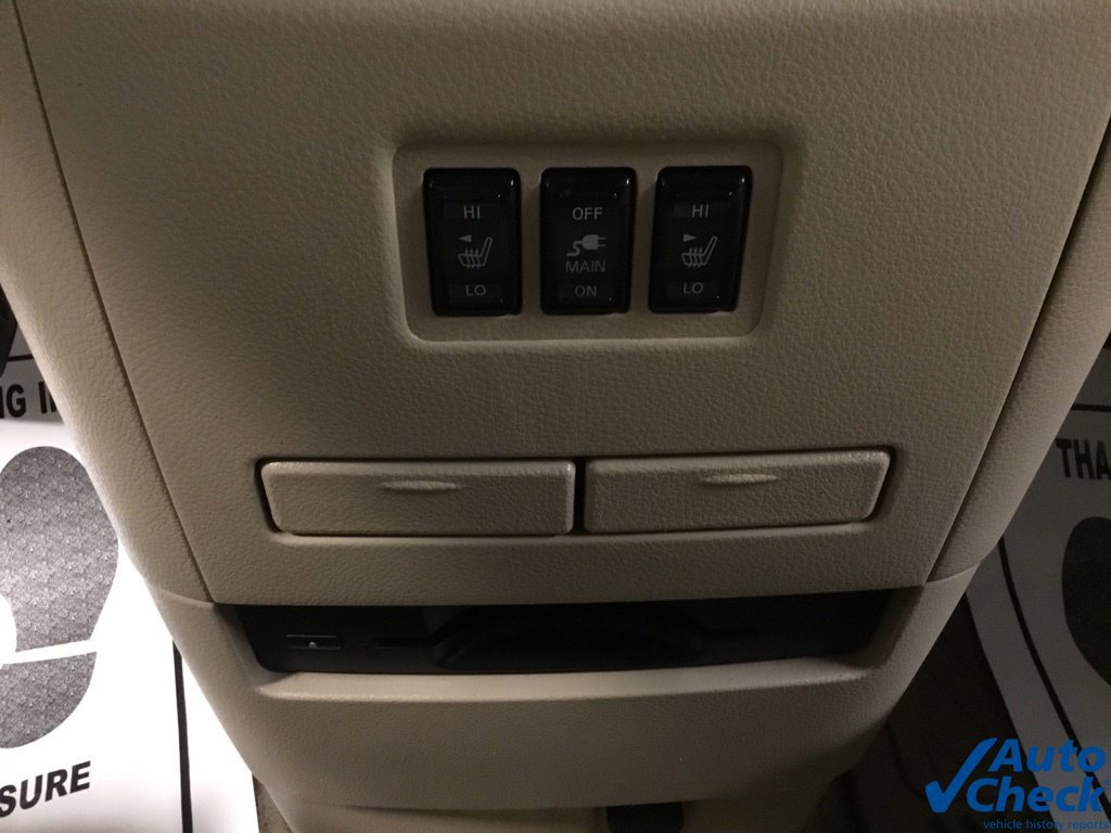Used 2011 Nissan Quest LE FWD image 54