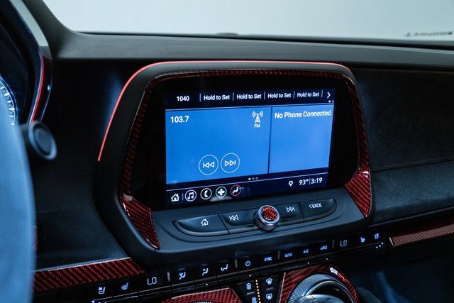 Used 2019 Chevrolet Camaro ZL1 RWD image 26