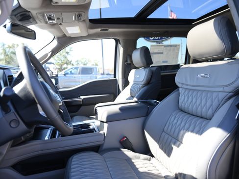 New 2026 Ford F250 Platinum w/ Platinum Plus Package image 29