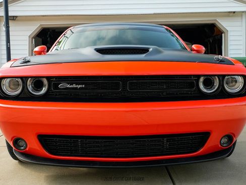 Used 2017 Dodge Challenger R/T w/ Quick Order Package 22P T/A RWD image 13