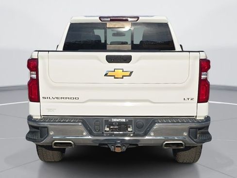 Used 2021 Chevrolet Silverado 1500 LTZ w/ Safety Package II AWD/4WD image 4