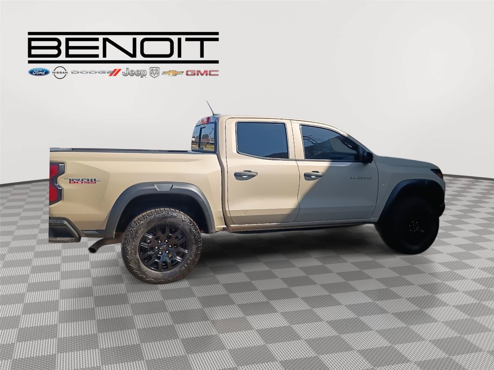 Used 2023 Chevrolet Colorado Trail Boss w/ Advanced Trailering Package AWD/4WD image 8