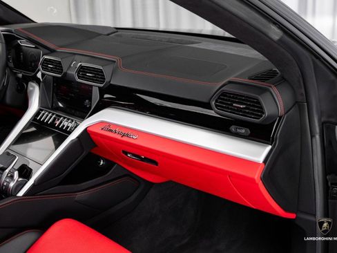 Used 2019 Lamborghini Urus image 47