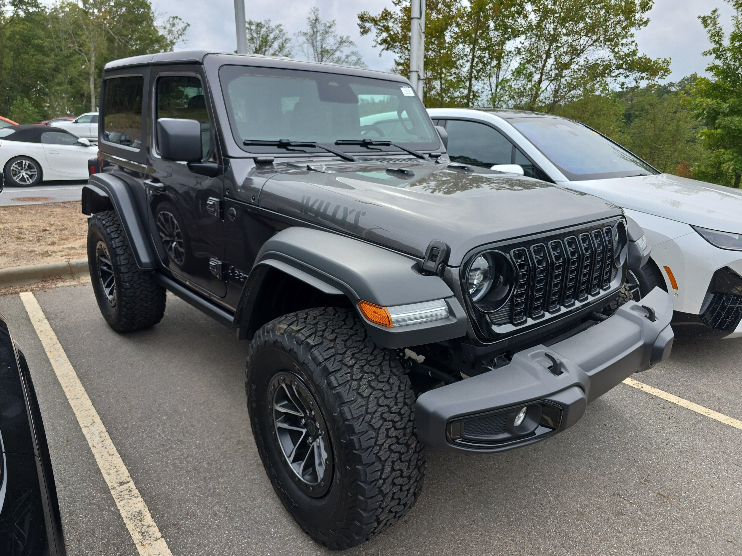 Used 2026 Jeep Wrangler Sport AWD/4WD image 1