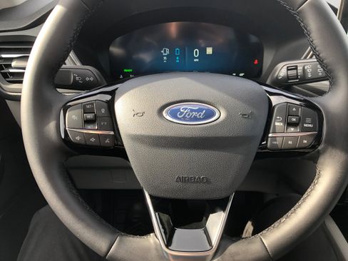 New 2026 Ford Escape SE w/ PHEV Premium Package FWD image 21