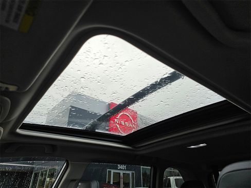 Used 2022 Subaru Forester Touring w/ Popular Package #3 image 16