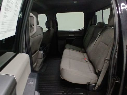 Used 2020 Ford F150 XLT w/ Equipment Group 302A Luxury AWD/4WD image 25
